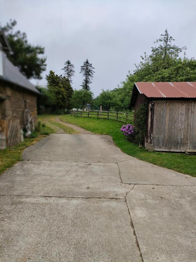 Les Petits Champs Leilighet Buais-les-Monts Eksteriør bilde