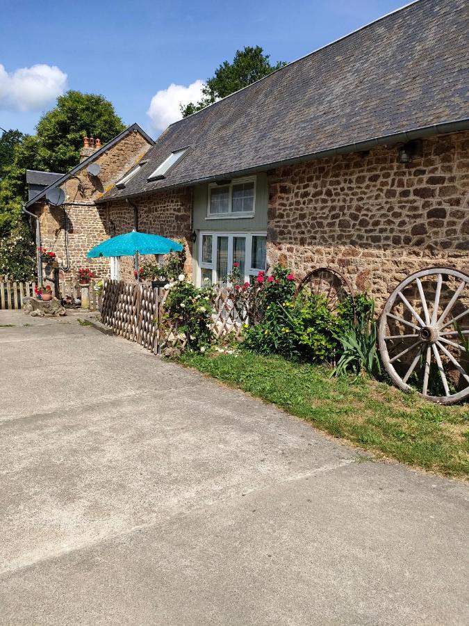 Les Petits Champs Leilighet Buais-les-Monts Eksteriør bilde